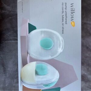 Willow Go Container Set in White and Mint